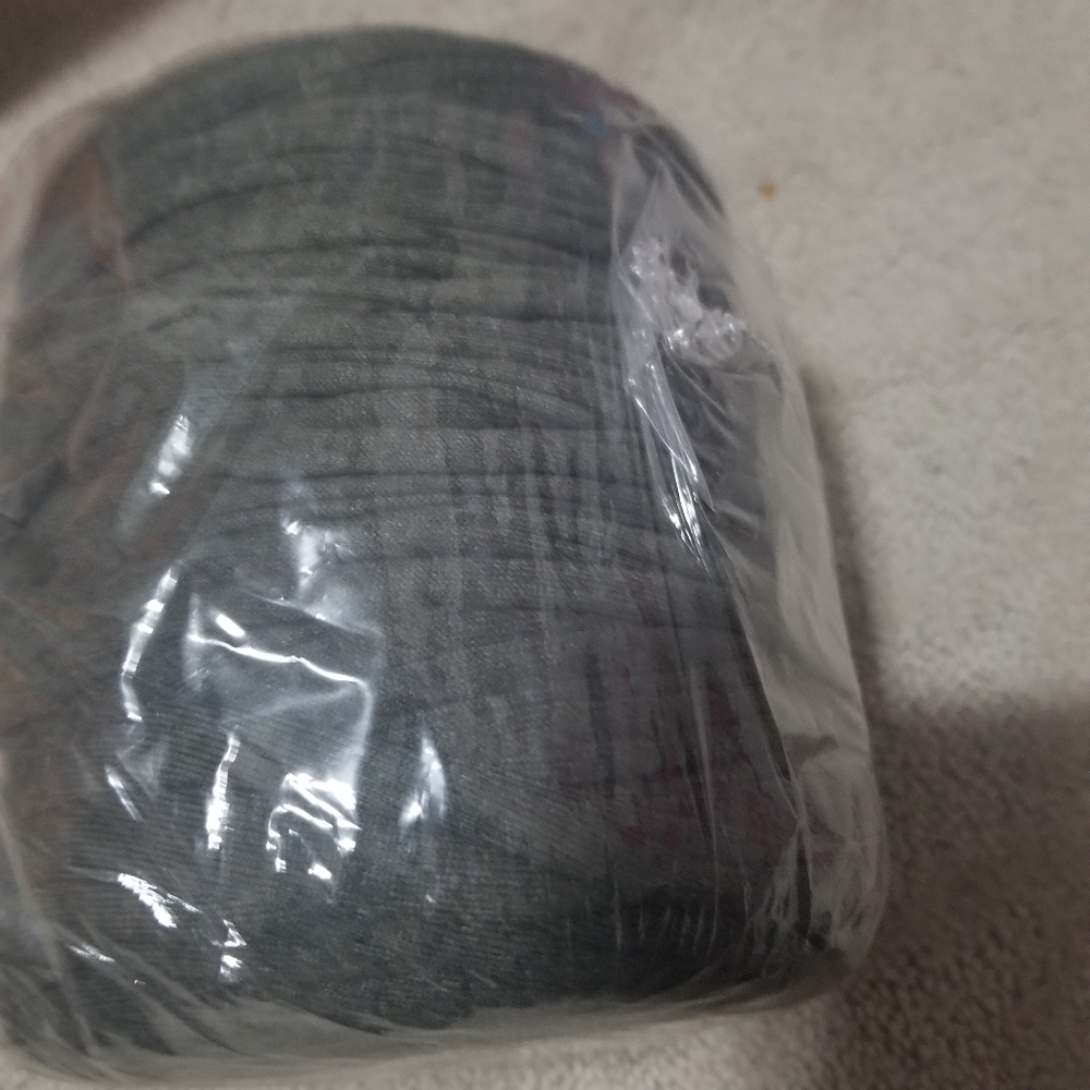 Yarn - Picture 2 of 2